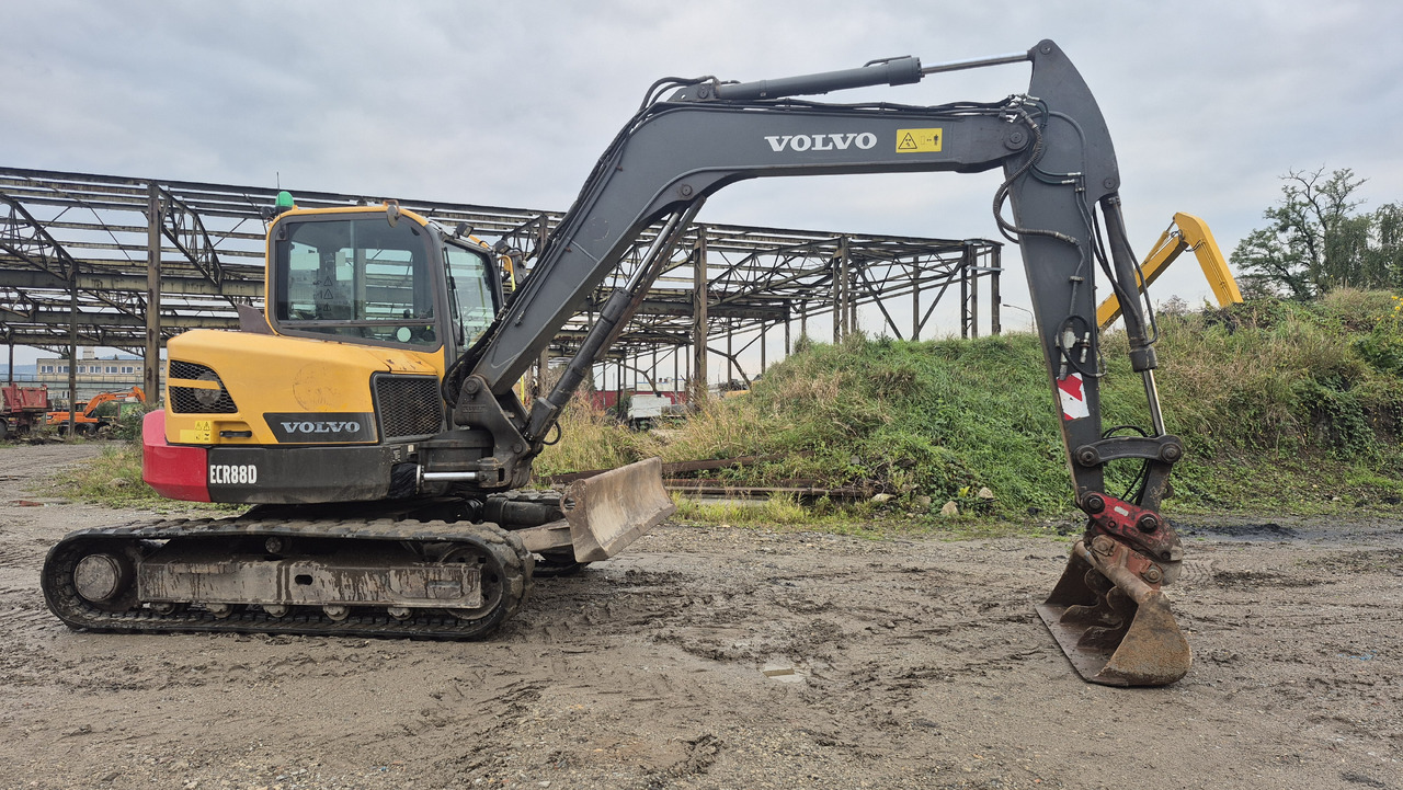 VOLVO ECR88D - حفارات زحافة: صور 5 VOLVO ECR88D - حفارات زحافة: صور 5