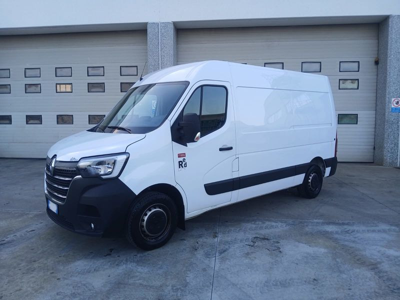 Renault Master Furgone red edition 2021 - فان: صور 1 Renault Master Furgone red edition 2021 - فان: صور 1