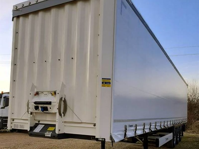 SEMIRIMORCHIO KRONE CENTINATO ALLA FRANCESE semirimorchio - الخيمة نصف مقطورة: صور 2 SEMIRIMORCHIO KRONE CENTINATO ALLA FRANCESE semirimorchio - الخيمة نصف مقطورة: صور 2