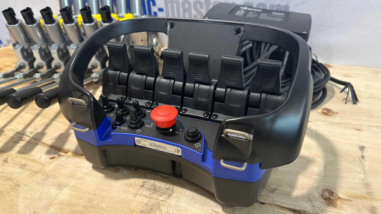 Set Scanreco RC400 with Walvoil DPX100 Manitex, Palfinger, Atlas, Cormach - مقطورة الغابات: صور 3 Set Scanreco RC400 with Walvoil DPX100 Manitex, Palfinger, Atlas, Cormach - مقطورة الغابات: صور 3