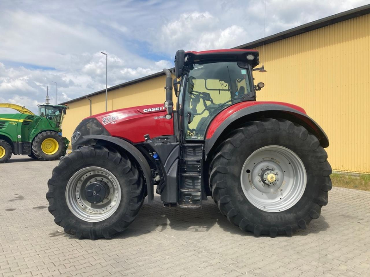 Case-IH OPTUM 270 CVX RTK - جرار: صور 2 Case-IH OPTUM 270 CVX RTK - جرار: صور 2