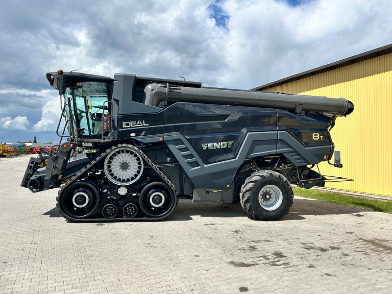 Fendt IDEAL 8 T JOYSTICK-LENKUNG - حصادة شاملة: صور 1 Fendt IDEAL 8 T JOYSTICK-LENKUNG - حصادة شاملة: صور 1
