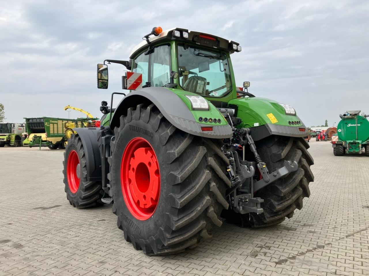 Fendt VARIO 1050 - جرار: صور 3 Fendt VARIO 1050 - جرار: صور 3
