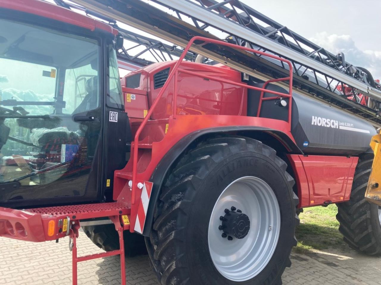 Horsch LEEB 8300 PT - آلة الرش ذاتية الحركة: صور 4 Horsch LEEB 8300 PT - آلة الرش ذاتية الحركة: صور 4