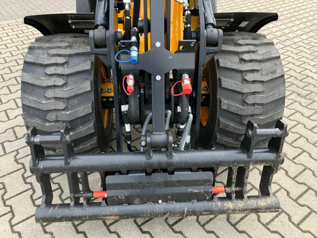 JCB 403 AGRI SMART POWER EURO-AUFNAHME - اللودر بعجل: صور 5 JCB 403 AGRI SMART POWER EURO-AUFNAHME - اللودر بعجل: صور 5