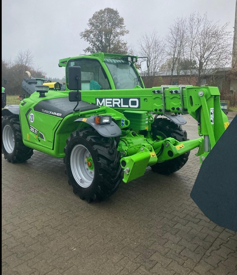 Merlo TF35.11TT - رافعة تلسكوبية: صور 1 Merlo TF35.11TT - رافعة تلسكوبية: صور 1