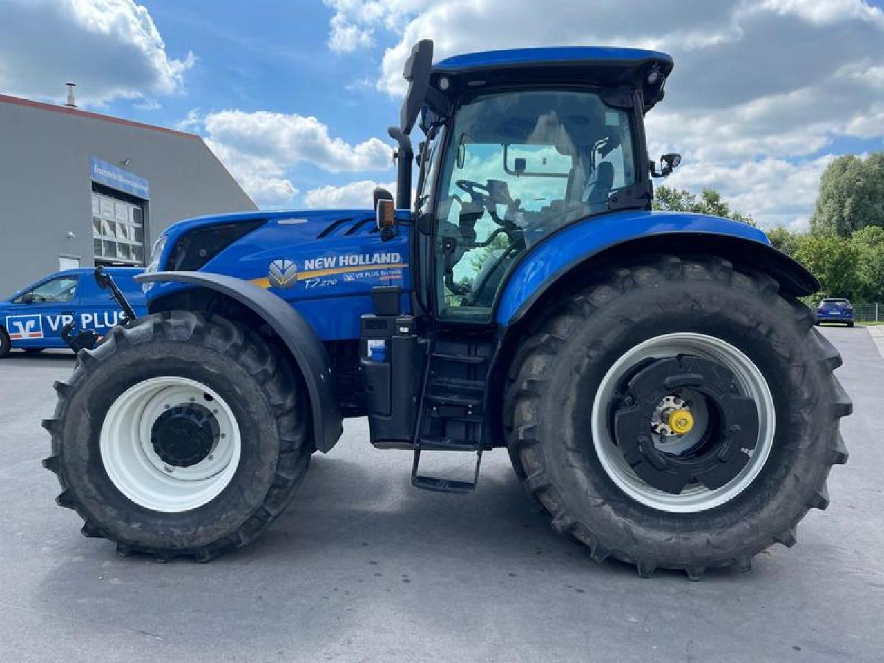 New Holland T 7.270 AUTOCOMMAND AKTION - جرار: صور 2 New Holland T 7.270 AUTOCOMMAND AKTION - جرار: صور 2