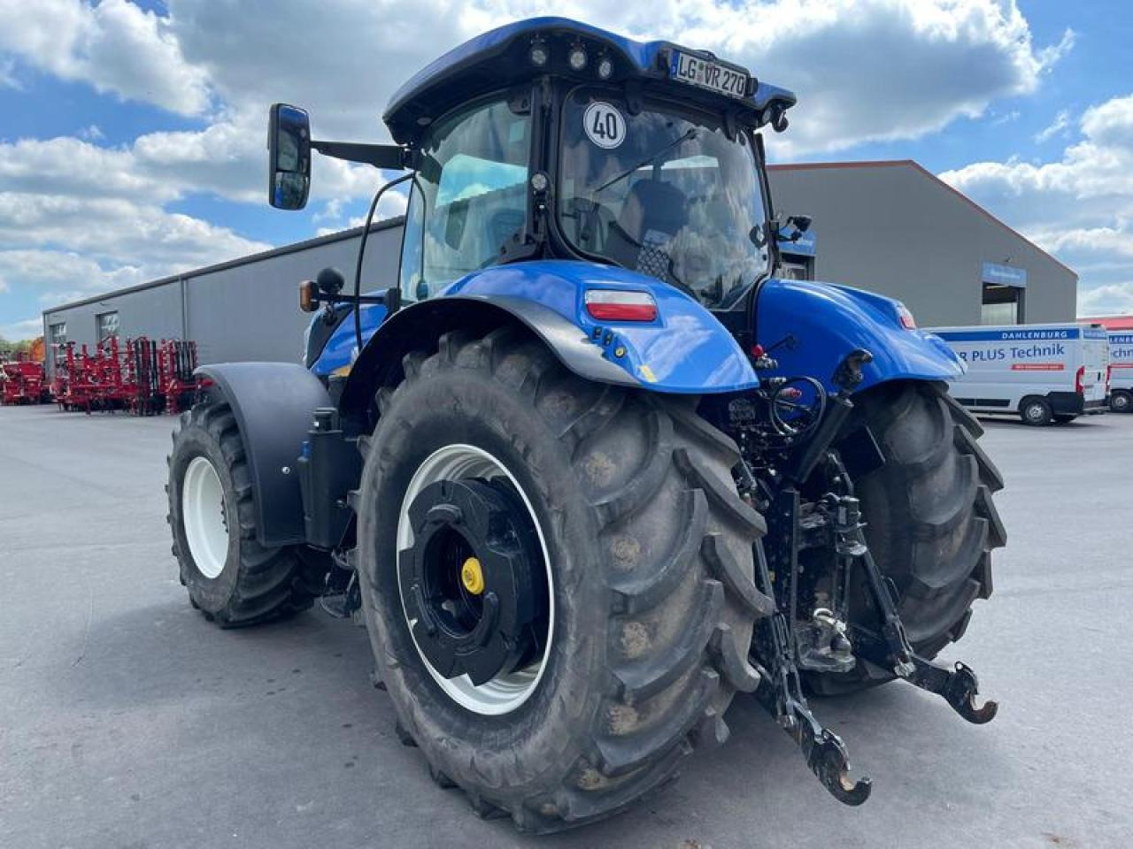 New Holland T 7.270 AUTOCOMMAND AKTION - جرار: صور 3 New Holland T 7.270 AUTOCOMMAND AKTION - جرار: صور 3