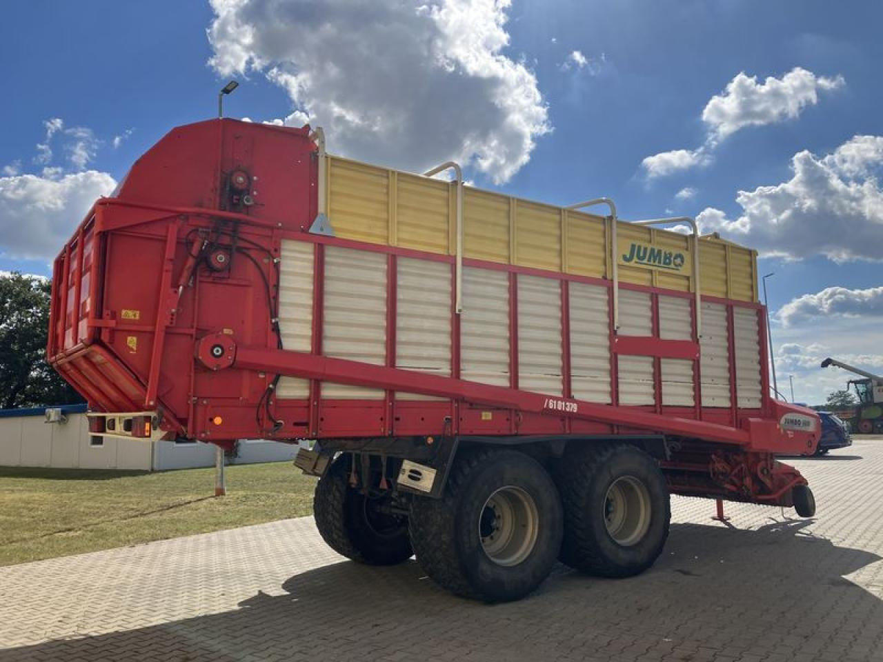 Pöttinger JUMBO 6600 - مقطورات الاعلاف: صور 3 Pöttinger JUMBO 6600 - مقطورات الاعلاف: صور 3