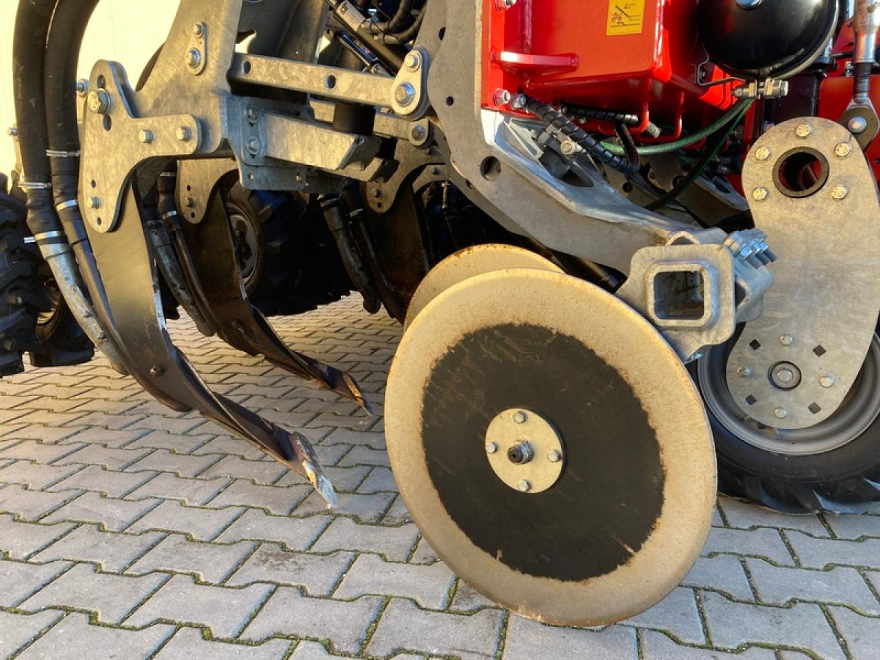 STRIP TILL VOLLMER CULLEX 50CM - آلات الأسمدة: صور 5 STRIP TILL VOLLMER CULLEX 50CM - آلات الأسمدة: صور 5