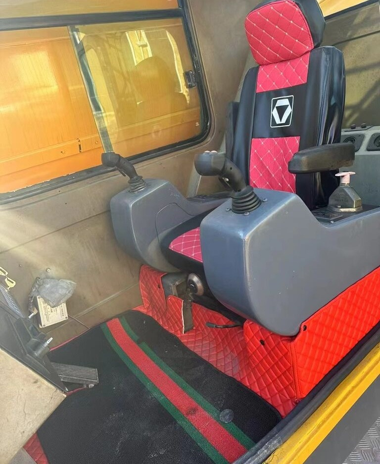 XCMG QY25K QY30K QY70K QY70KC truck crane - موبايل كرين: صور 5 XCMG QY25K QY30K QY70K QY70KC truck crane - موبايل كرين: صور 5