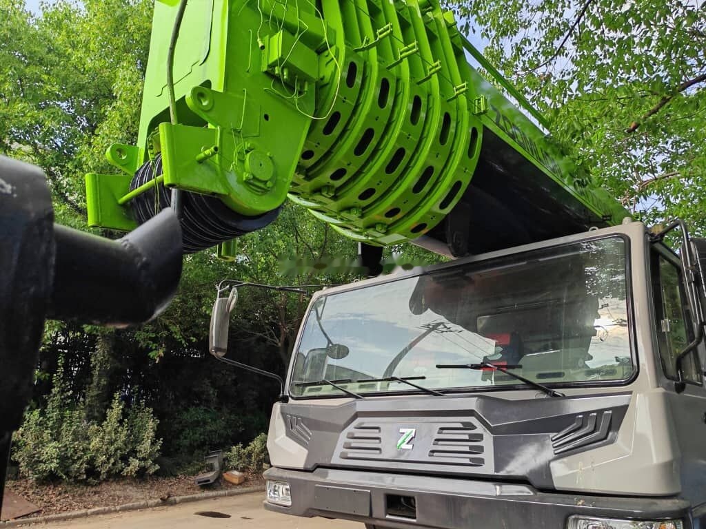 Zoomlion ZTC2200V 220T 220ton - موبايل كرين: صور 2 Zoomlion ZTC2200V 220T 220ton - موبايل كرين: صور 2