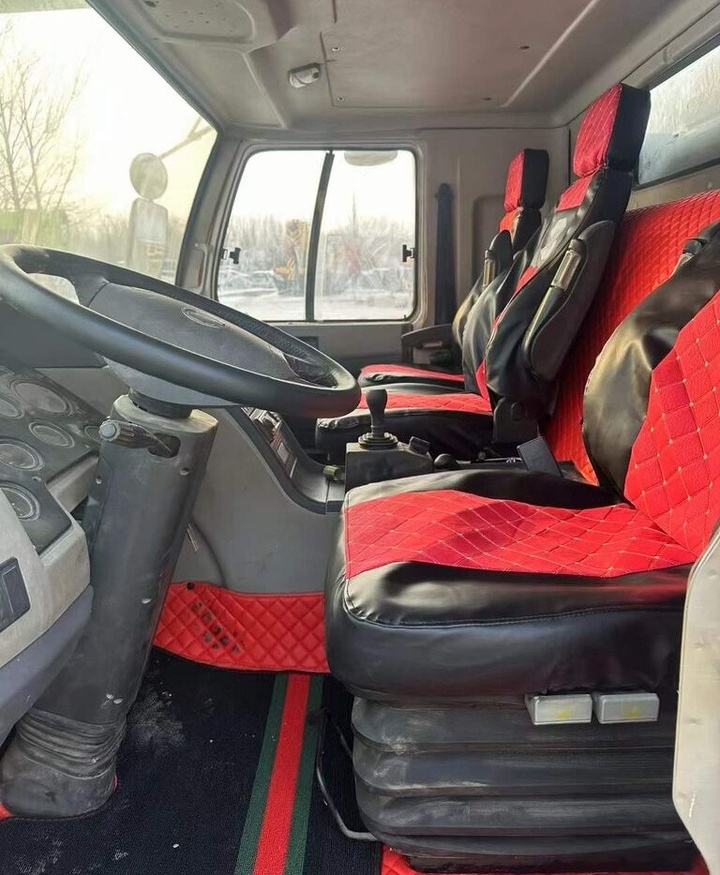Zoomlion ZTC350 ZTC250 ZTC550 ZTC1000 35t 35ton 50t 70t - موبايل كرين: صور 5 Zoomlion ZTC350 ZTC250 ZTC550 ZTC1000 35t 35ton 50t 70t - موبايل كرين: صور 5