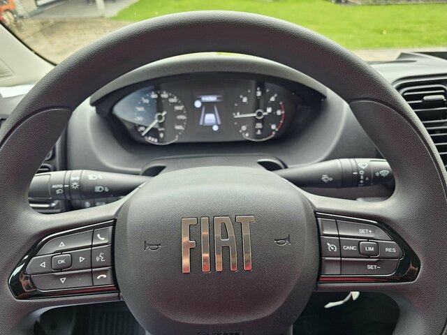 FIAT Ducato MAXI 140 Serie 9.2 2025 L5 Doppelkabine... - الشاحنات الصغيرة المسطحة, الشاحنات الصغيرة كابينة مزدوجة: صور 2 FIAT Ducato MAXI 140 Serie 9.2 2025 L5 Doppelkabine... - الشاحنات الصغيرة المسطحة, الشاحنات الصغيرة كابينة مزدوجة: صور 2