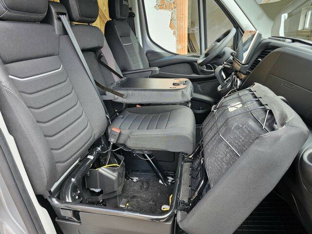 فان, الشاحنات الصغيرة كابينة مزدوجة جديد IVECO Daily 35S18HA8V DOKA Snoeks Mixto Hi-Matic 16m³...: صور 15 فان, الشاحنات الصغيرة كابينة مزدوجة جديد IVECO Daily 35S18HA8V DOKA Snoeks Mixto Hi-Matic 16m³...: صور 15