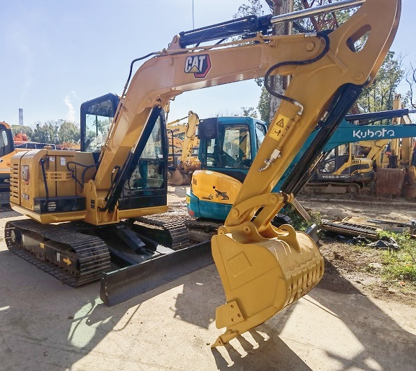 CAT 305.5E2 Excavator - حفارة مصغرة: صور 1 CAT 305.5E2 Excavator - حفارة مصغرة: صور 1