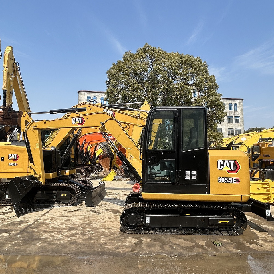 CAT 305.5E2 Excavator - حفارات زحافة: صور 3 CAT 305.5E2 Excavator - حفارات زحافة: صور 3