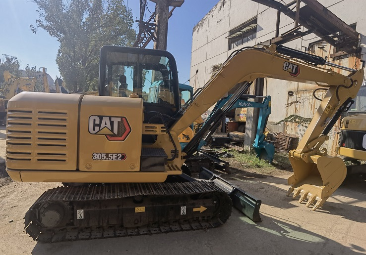 CAT 305.5E2 Excavator - حفارة مصغرة: صور 5 CAT 305.5E2 Excavator - حفارة مصغرة: صور 5