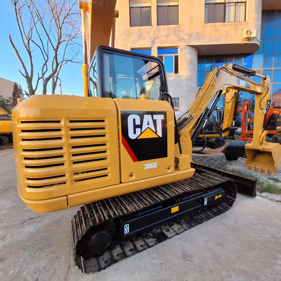 CAT 306E Excavator - حفارة مصغرة: صور 1 CAT 306E Excavator - حفارة مصغرة: صور 1