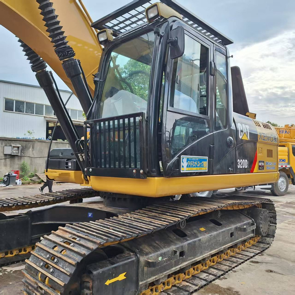 CAT 320D2 Excavator - حفارات زحافة: صور 3 CAT 320D2 Excavator - حفارات زحافة: صور 3