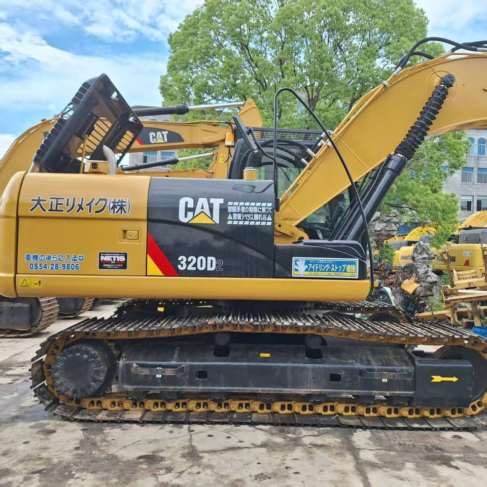 CAT 320D2 Excavator - حفارات زحافة: صور 4 CAT 320D2 Excavator - حفارات زحافة: صور 4