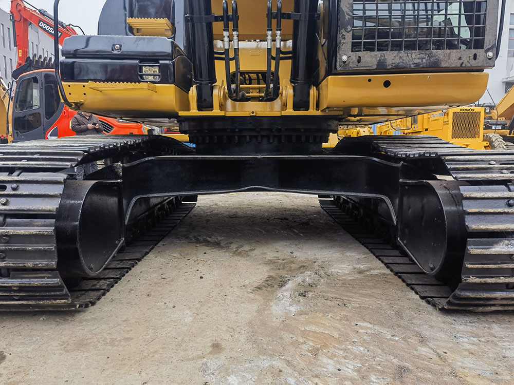 CAT 330D Excavator - حفارات زحافة: صور 5 CAT 330D Excavator - حفارات زحافة: صور 5