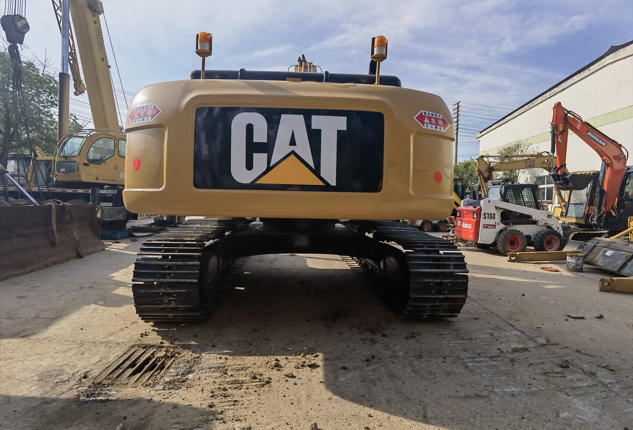 CAT 330D Excavator - حفارات زحافة: صور 4 CAT 330D Excavator - حفارات زحافة: صور 4