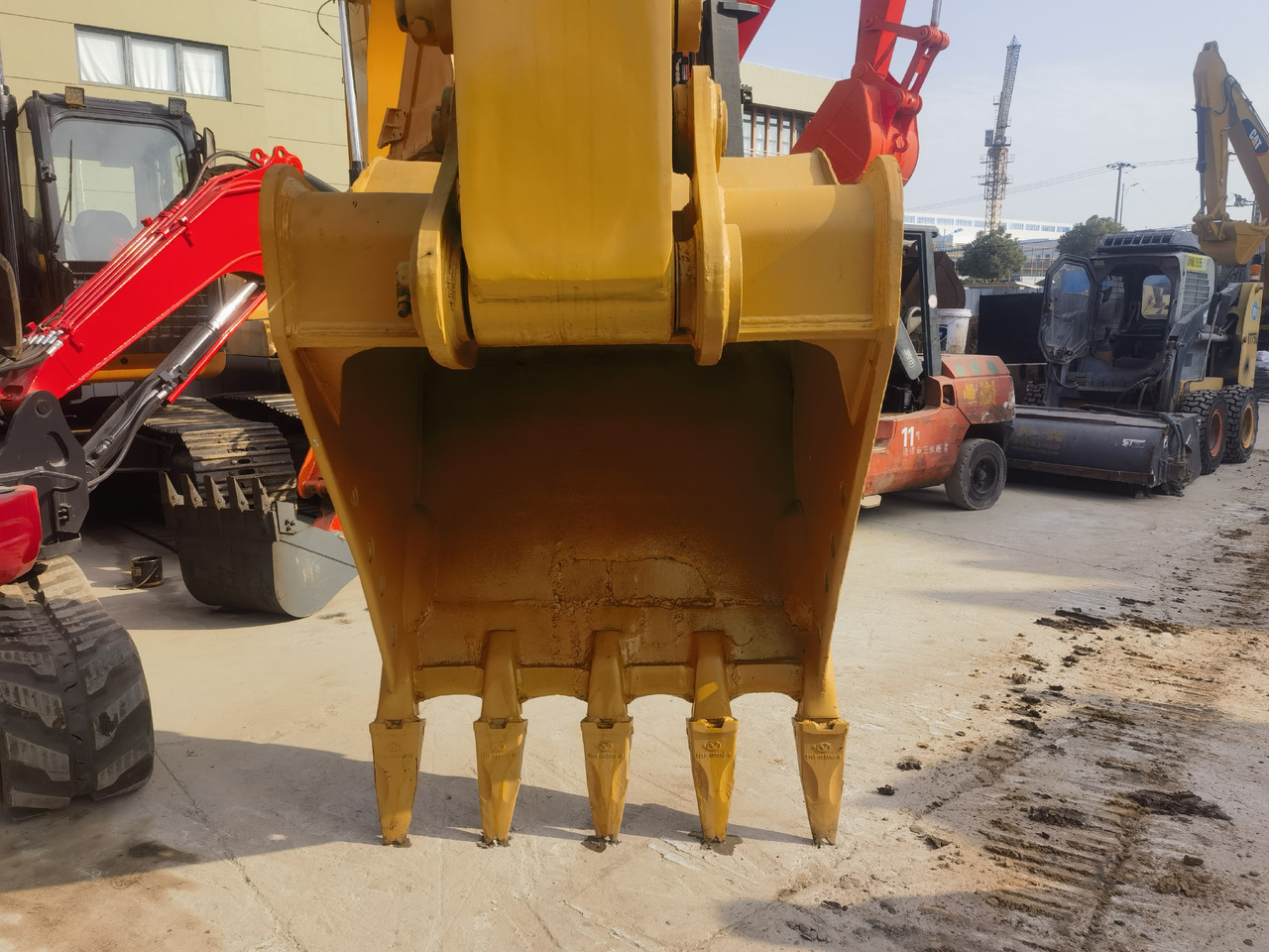 CAT 330D2L Excavator - حفارات زحافة: صور 5 CAT 330D2L Excavator - حفارات زحافة: صور 5