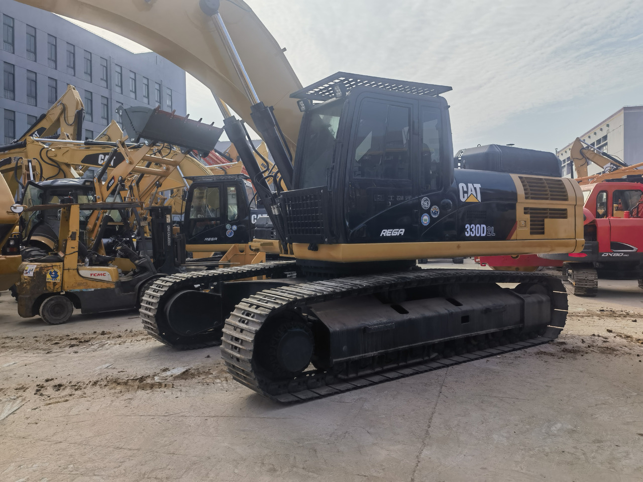 CAT 330D2L Excavator - حفارات زحافة: صور 1 CAT 330D2L Excavator - حفارات زحافة: صور 1