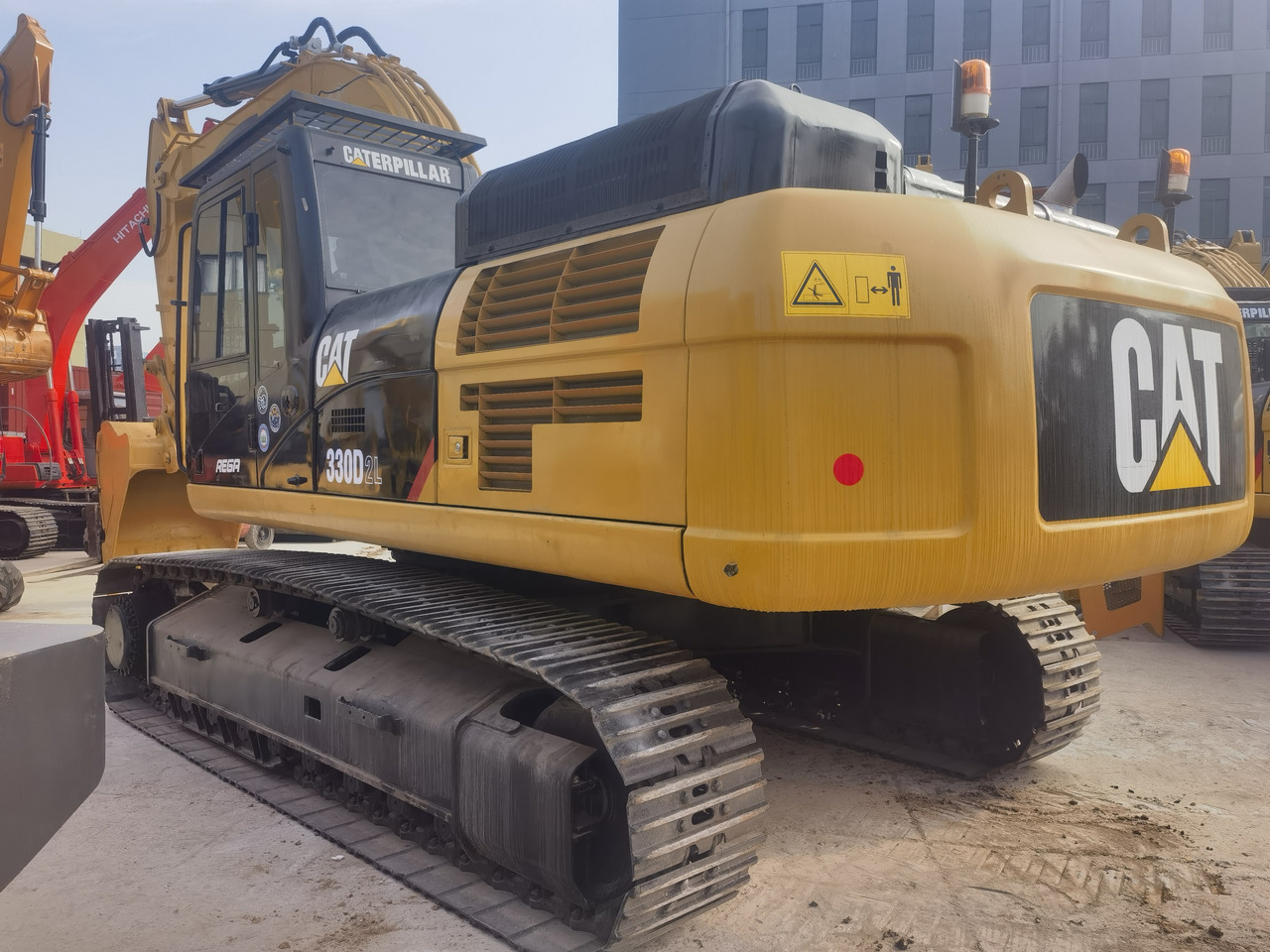 CAT 330D2L Excavator - حفارات زحافة: صور 1 CAT 330D2L Excavator - حفارات زحافة: صور 1