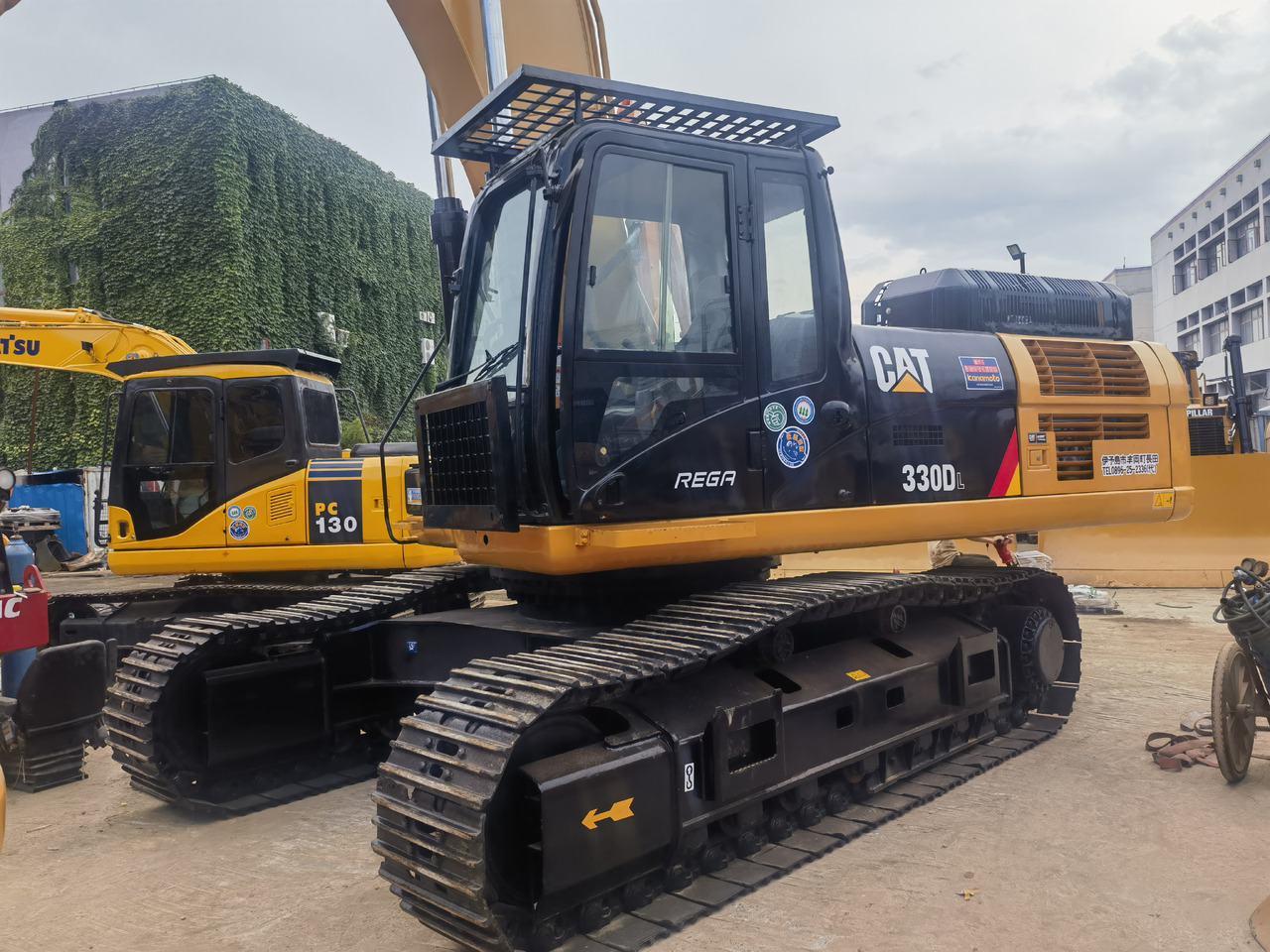 CAT 330DL excavator - حفارات زحافة: صور 5 CAT 330DL excavator - حفارات زحافة: صور 5