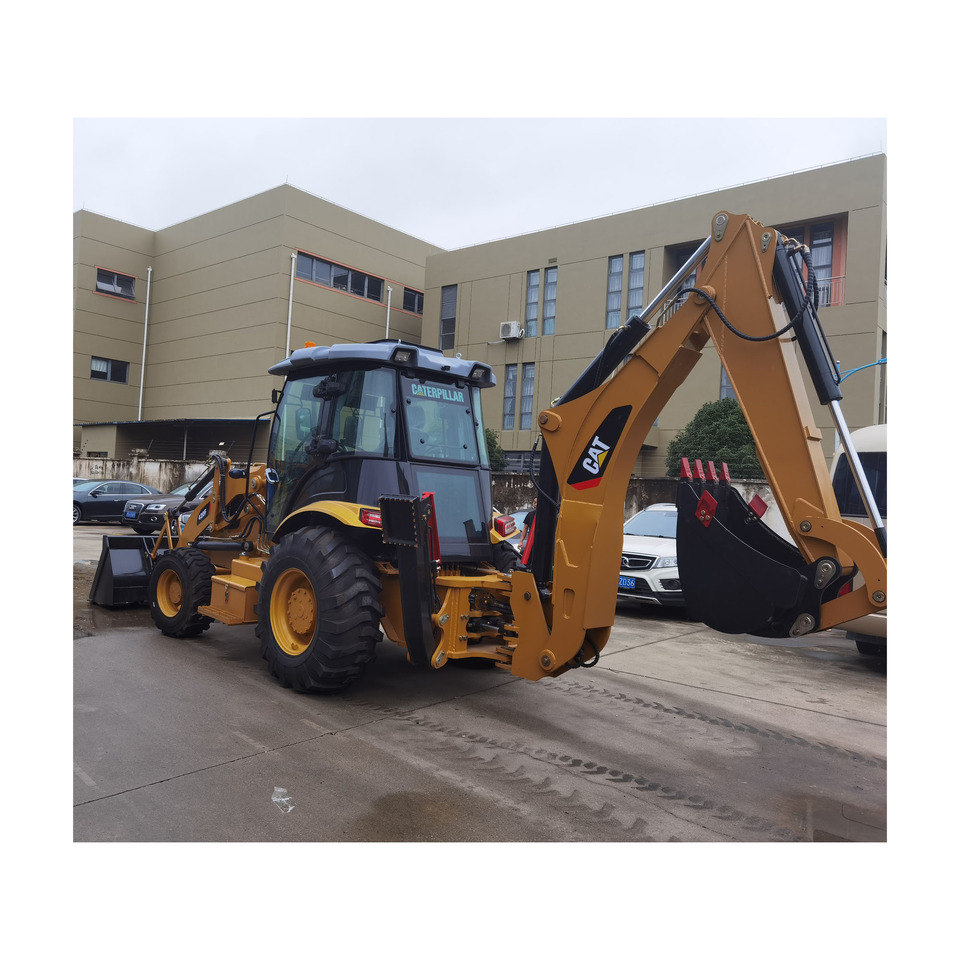 CAT 420F Backhoe Loader - حفار متعدد الاستخدام: صور 2 CAT 420F Backhoe Loader - حفار متعدد الاستخدام: صور 2