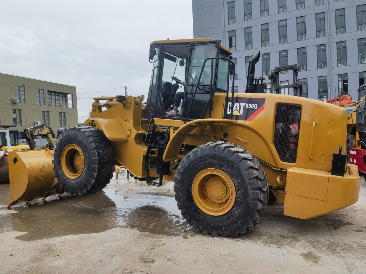 CAT 950G Wheel Loader - اللودر بعجل: صور 4 CAT 950G Wheel Loader - اللودر بعجل: صور 4