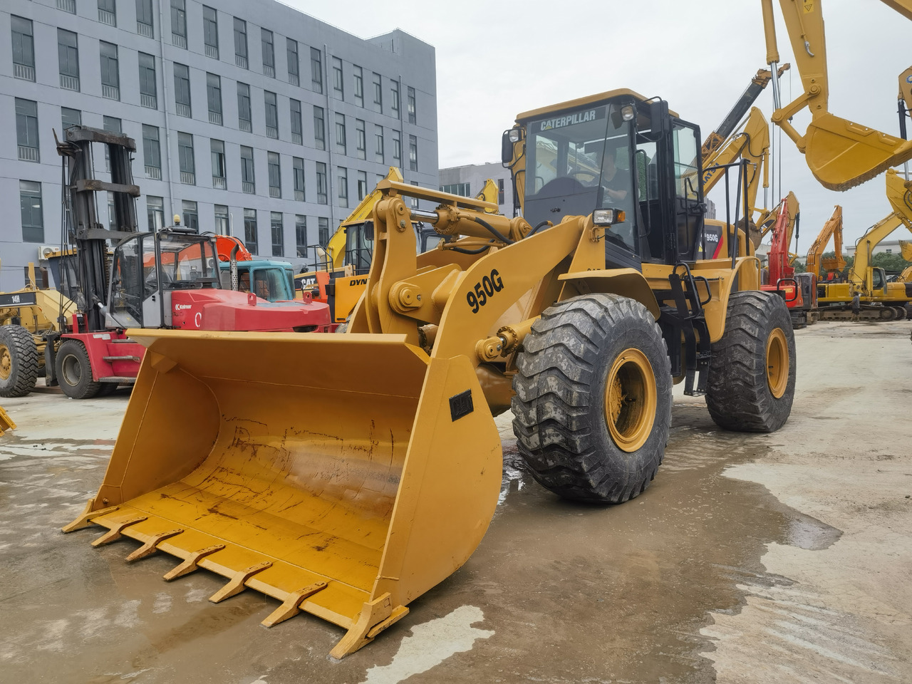 CAT 950G Wheel Loader - اللودر بعجل: صور 4 CAT 950G Wheel Loader - اللودر بعجل: صور 4