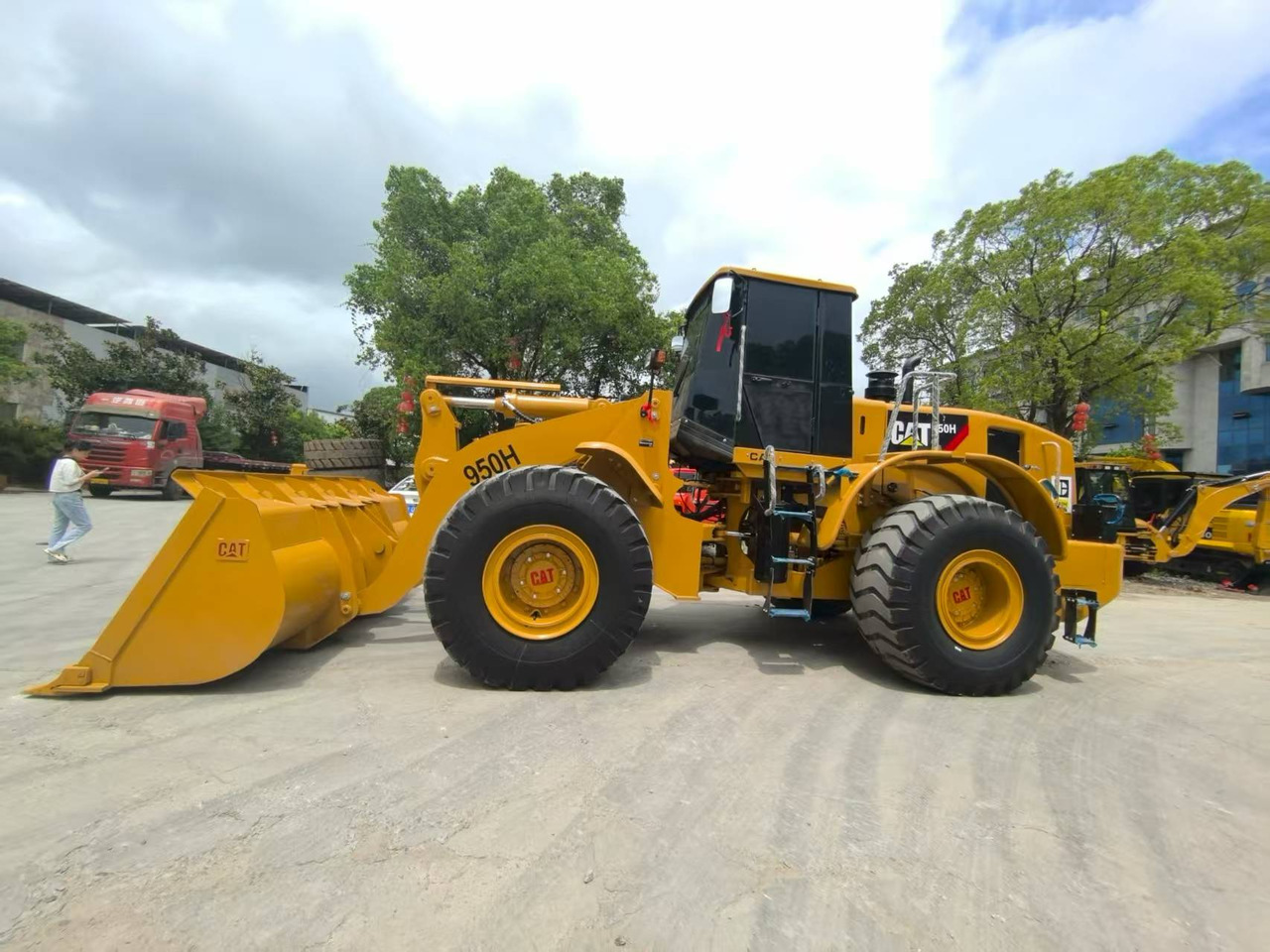 CAT 950H Loader - اللودر بعجل: صور 5 CAT 950H Loader - اللودر بعجل: صور 5