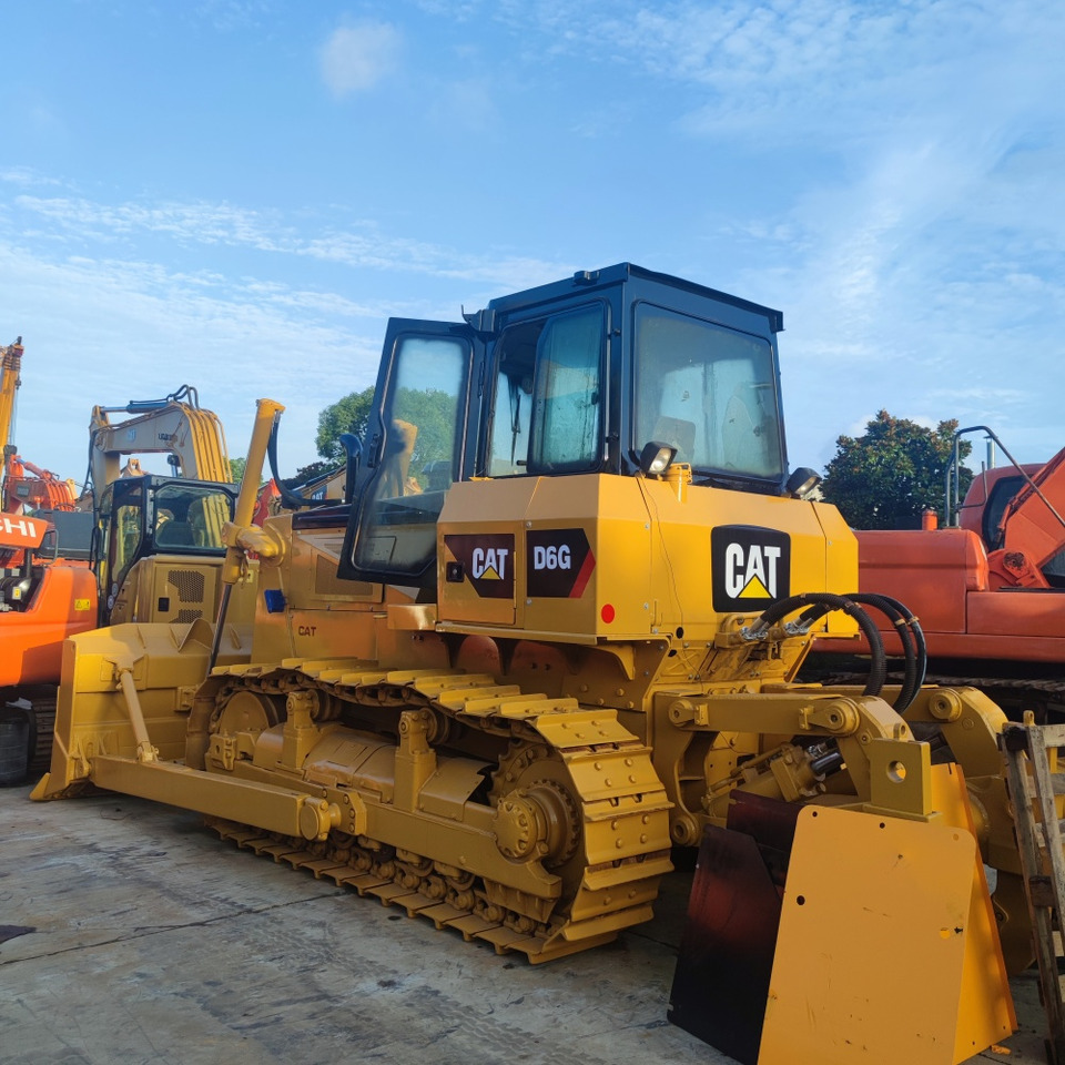 CAT D6G Bulldozer - بلدوزر: صور 2 CAT D6G Bulldozer - بلدوزر: صور 2