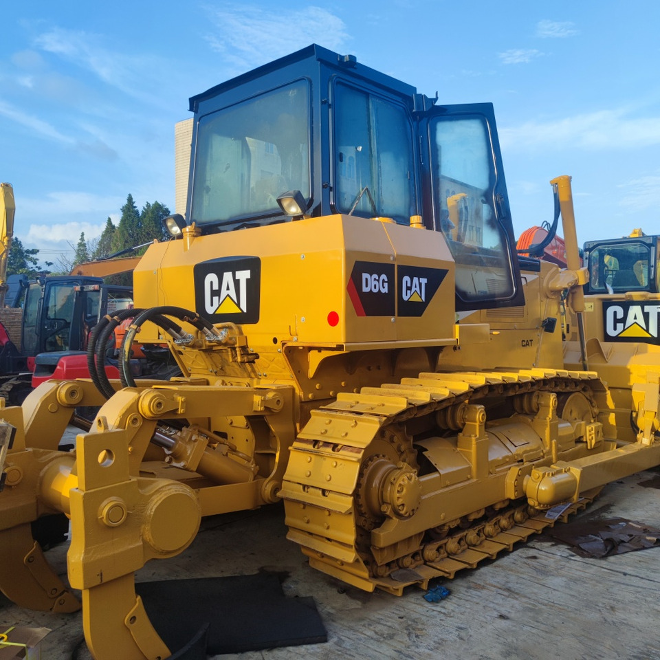 CAT D6G Bulldozer - بلدوزر: صور 4 CAT D6G Bulldozer - بلدوزر: صور 4