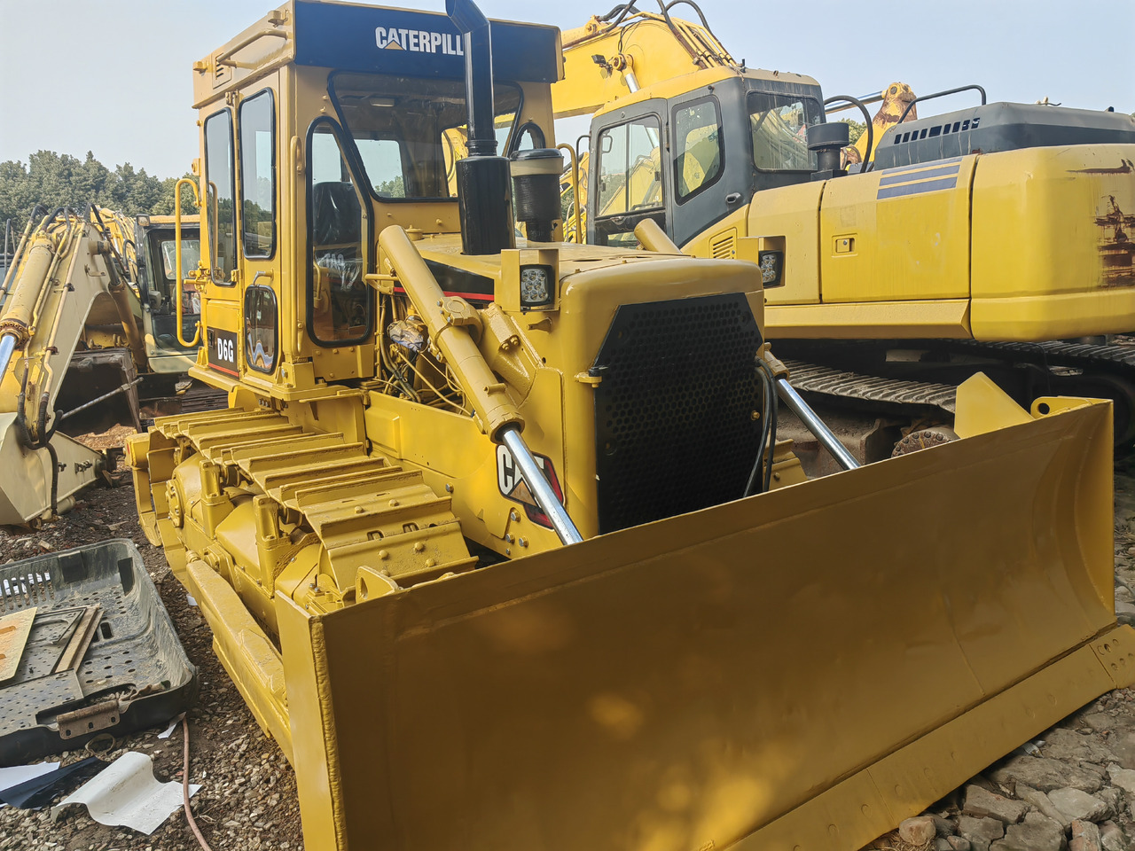 CAT D6G Bulldozer - بلدوزر: صور 3 CAT D6G Bulldozer - بلدوزر: صور 3