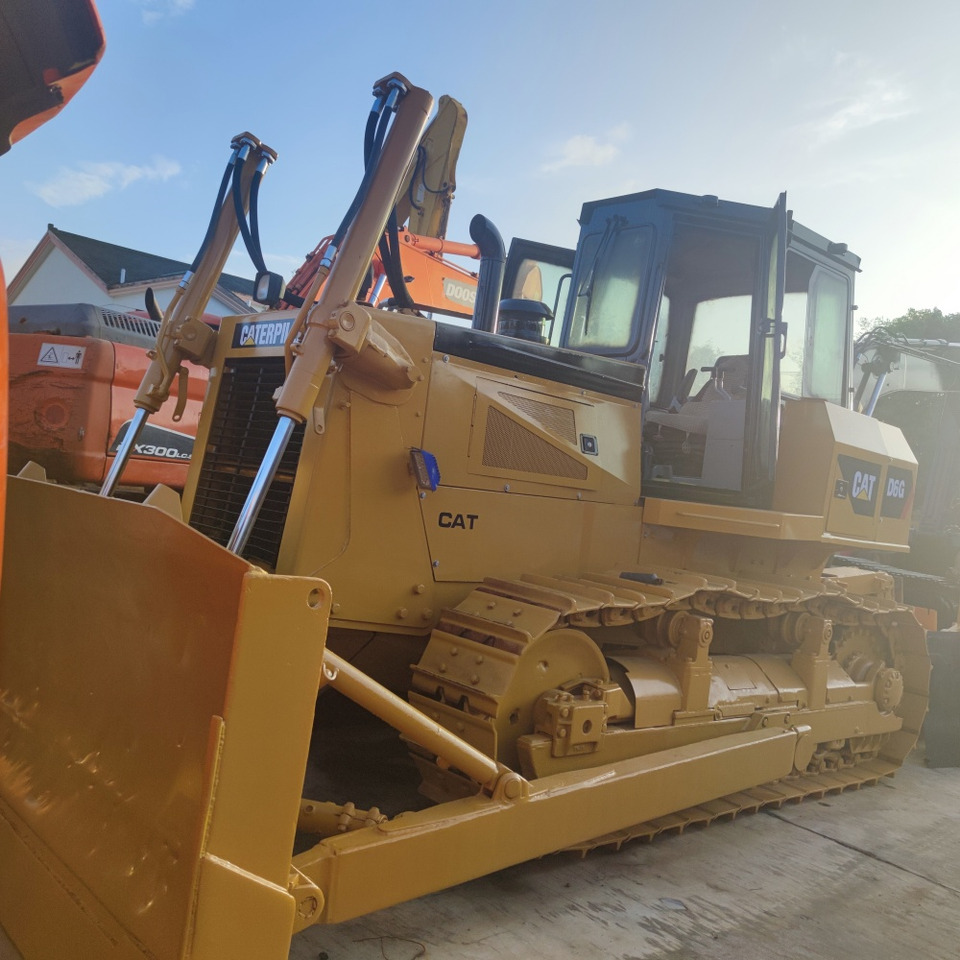 CAT D6G Bulldozer - بلدوزر: صور 4 CAT D6G Bulldozer - بلدوزر: صور 4