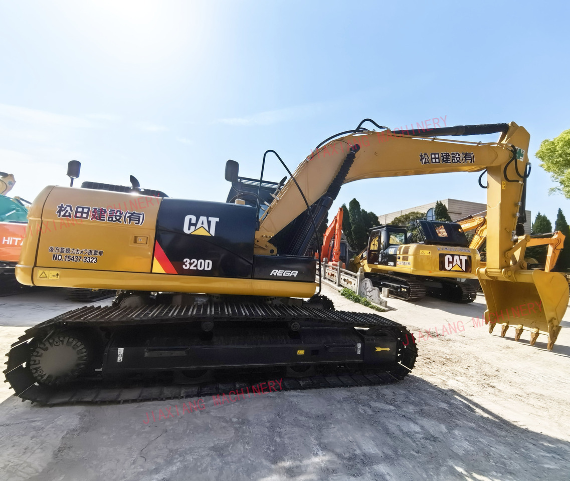 CAT320D - حفارات زحافة: صور 4 CAT320D - حفارات زحافة: صور 4