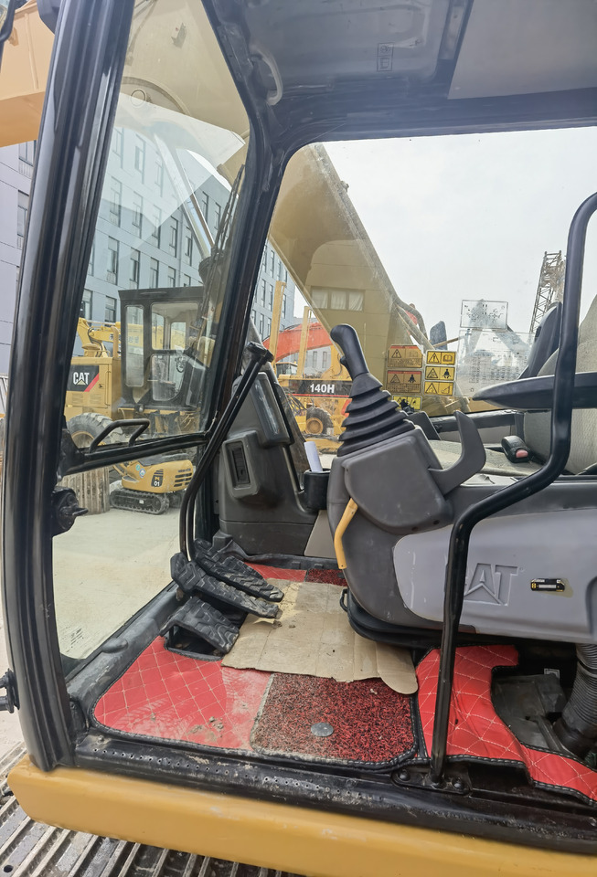 CATERPILLAR CAT 307D EXCAVATOR - حفارات زحافة: صور 4 CATERPILLAR CAT 307D EXCAVATOR - حفارات زحافة: صور 4