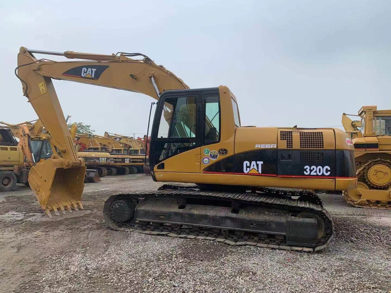 Cat 320c excavator - حفارات زحافة: صور 3 Cat 320c excavator - حفارات زحافة: صور 3