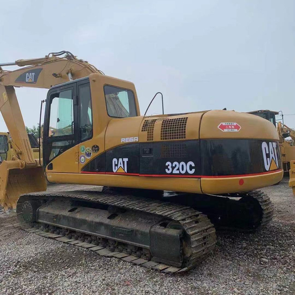 Cat 320c excavator - حفارات زحافة: صور 1 Cat 320c excavator - حفارات زحافة: صور 1