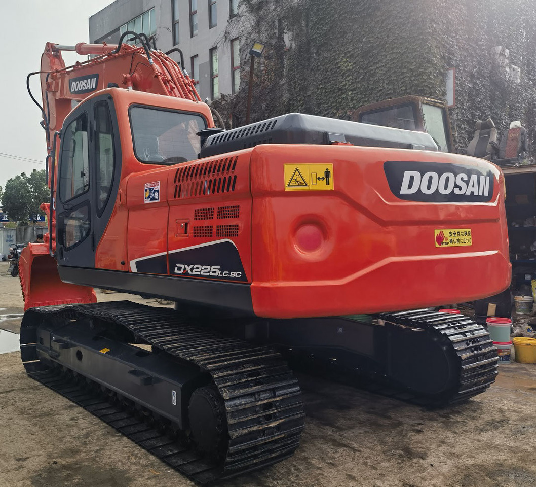 DOOSAN Doosan DX225LC-9c Crawler excavator - حفارات زحافة: صور 2 DOOSAN Doosan DX225LC-9c Crawler excavator - حفارات زحافة: صور 2