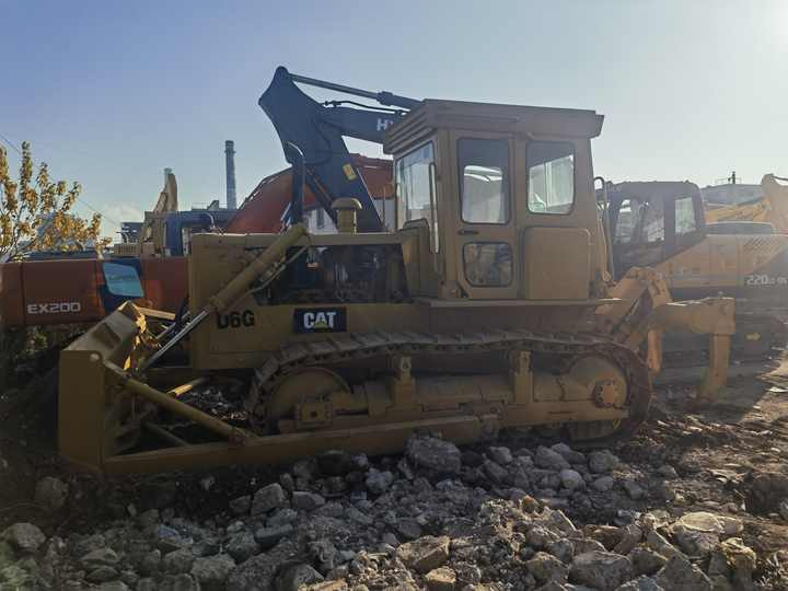 Excellent Condition Used Bulldozers CAT D6G Original Japanese Second Hand CAT D6G in stock in china - بلدوزر: صور 5 Excellent Condition Used Bulldozers CAT D6G Original Japanese Second Hand CAT D6G in stock in china - بلدوزر: صور 5