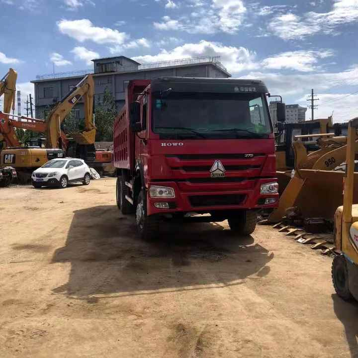 Good Condition 30 Ton 20 Ton Dump Truck 10 Wheeler Sinotruk Howo Used Dumper Truck Tipper 6x4 - قلابات: صور 4 Good Condition 30 Ton 20 Ton Dump Truck 10 Wheeler Sinotruk Howo Used Dumper Truck Tipper 6x4 - قلابات: صور 4