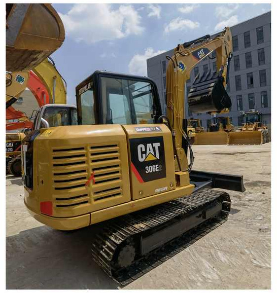Good Condition Mini Excavator 7.5Ton Cat 306e2 Hydraulic Crawler second hand Mini digger For Sale - حفارات زحافة: صور 1 Good Condition Mini Excavator 7.5Ton Cat 306e2 Hydraulic Crawler second hand Mini digger For Sale - حفارات زحافة: صور 1