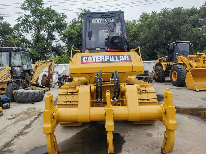 Good condition Used CAT D6G Bulldozers caterpillar used d6g bulldozer on hot sale in shanghai yard - بلدوزر: صور 2 Good condition Used CAT D6G Bulldozers caterpillar used d6g bulldozer on hot sale in shanghai yard - بلدوزر: صور 2