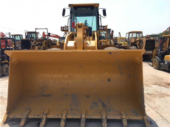 High quality and low working hours in stock used CAT 950G wheel loader used cat 950g wheel loader on stock - بلدوزر: صور 4 High quality and low working hours in stock used CAT 950G wheel loader used cat 950g wheel loader on stock - بلدوزر: صور 4
