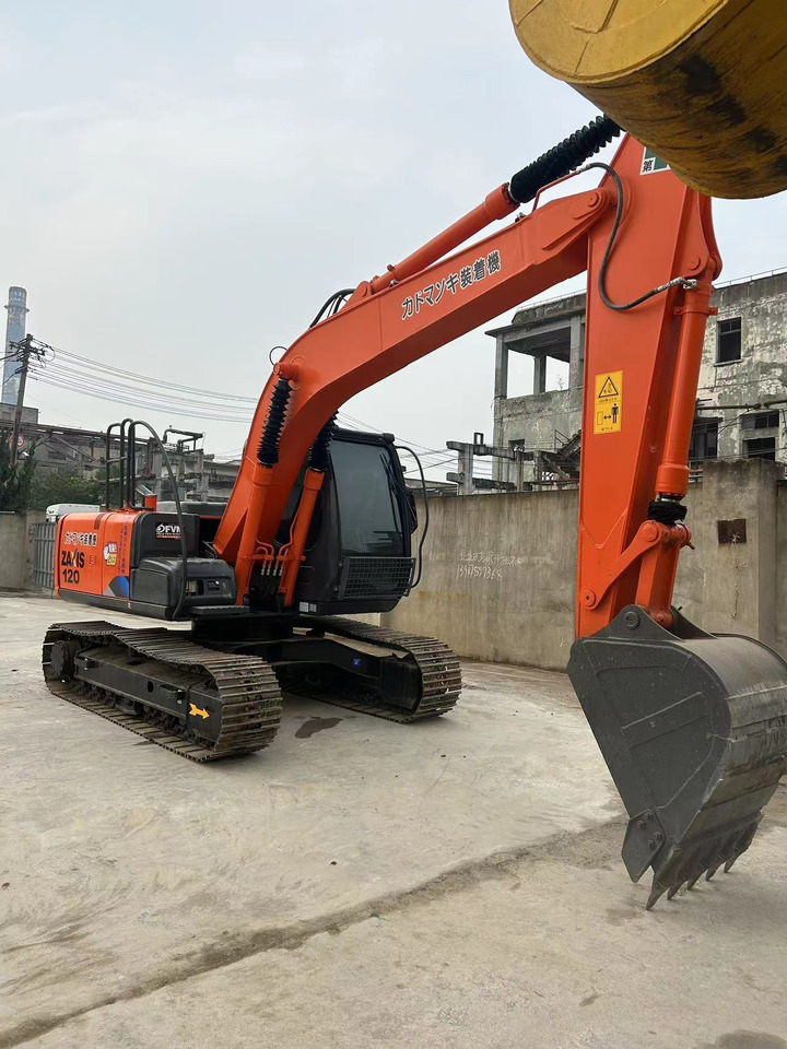 Hitachi ZX120 Excavator - حفارات زحافة: صور 5 Hitachi ZX120 Excavator - حفارات زحافة: صور 5